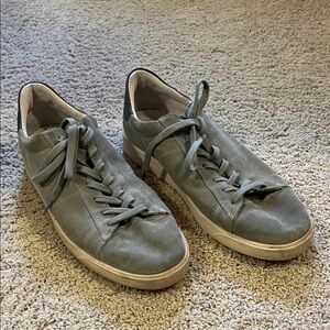 Ecco Men's Gray Suede Sneakers